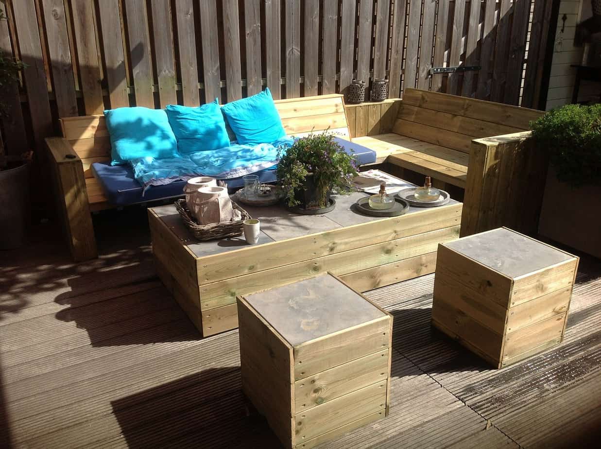 Selecting that perfect summer garden furniture