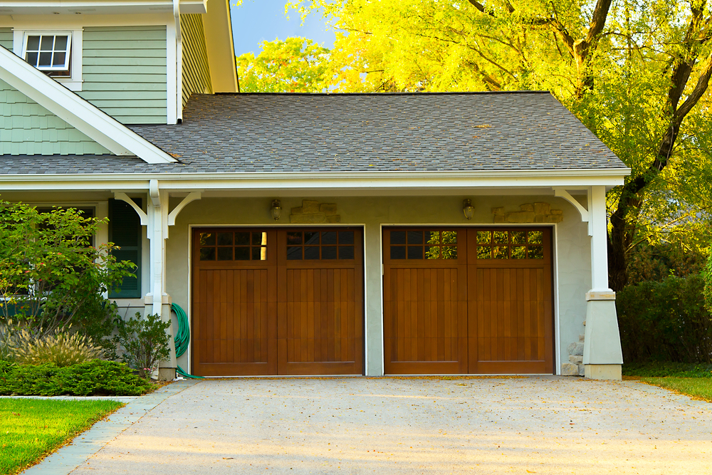 Common Garage Door Problems and When to Seek Professional Repair
