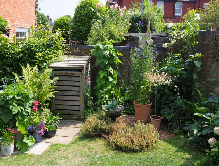 Ways you can get your garden ready for guests